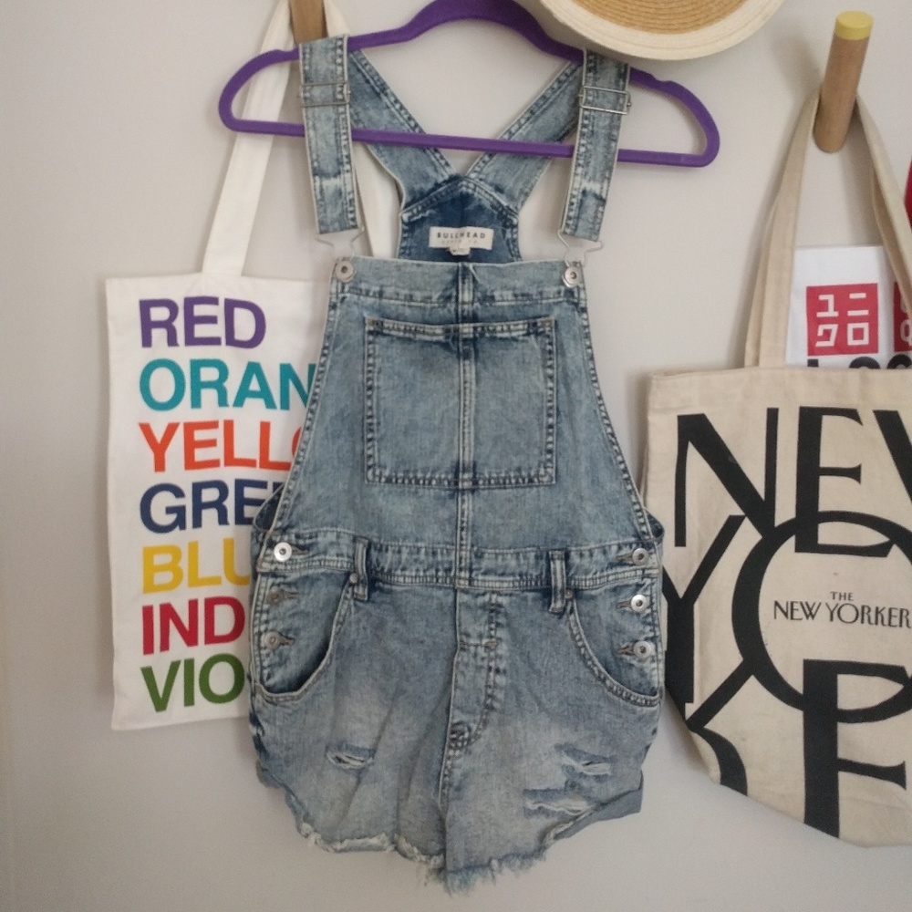 Short denim overalls